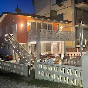 Luna , Bibione Italia