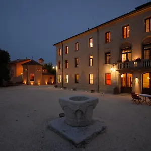  Vakantieboerderij Panigai Italië