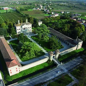 Lantställe Castello Di 