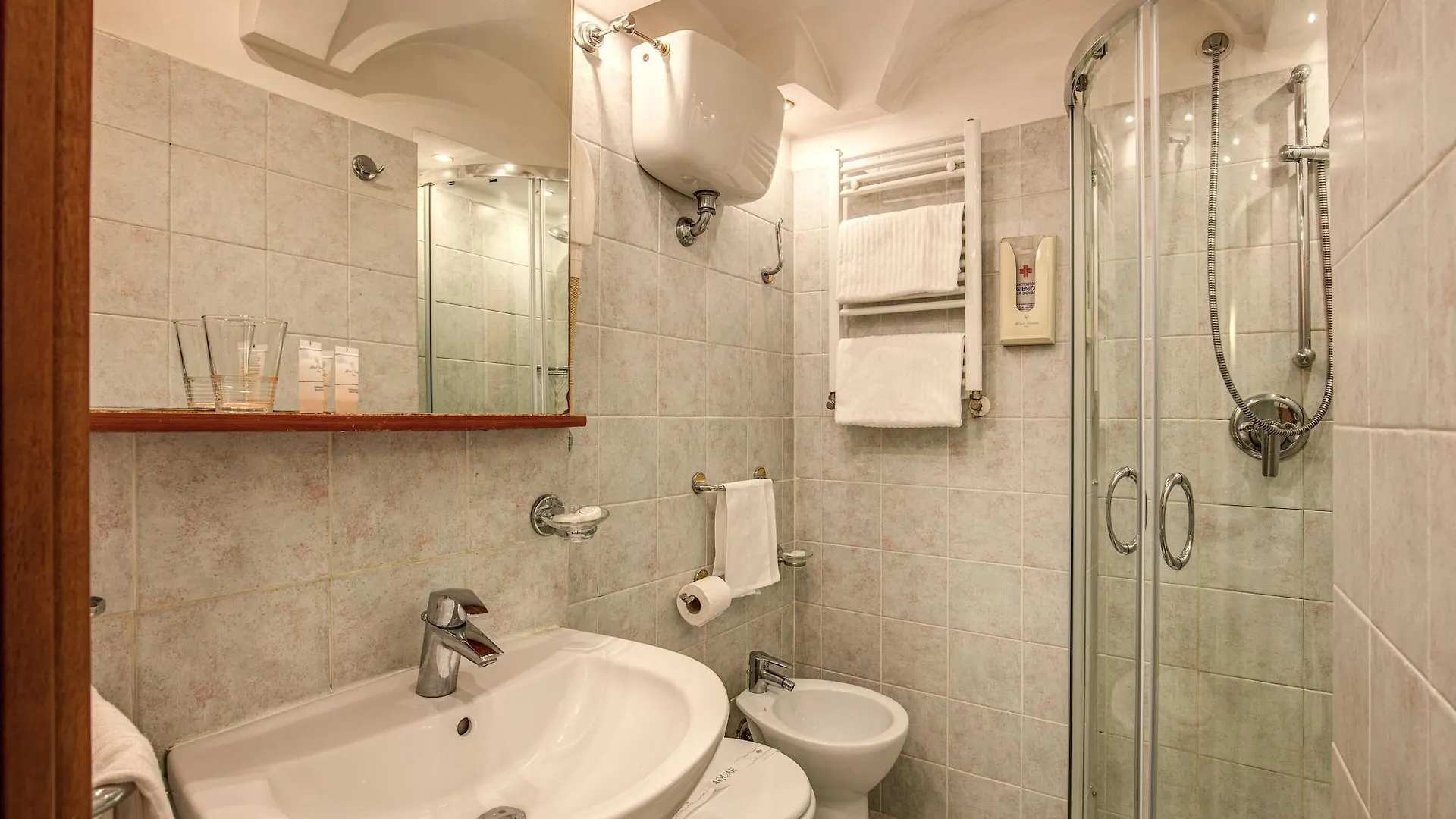 Hotel Verona Rome